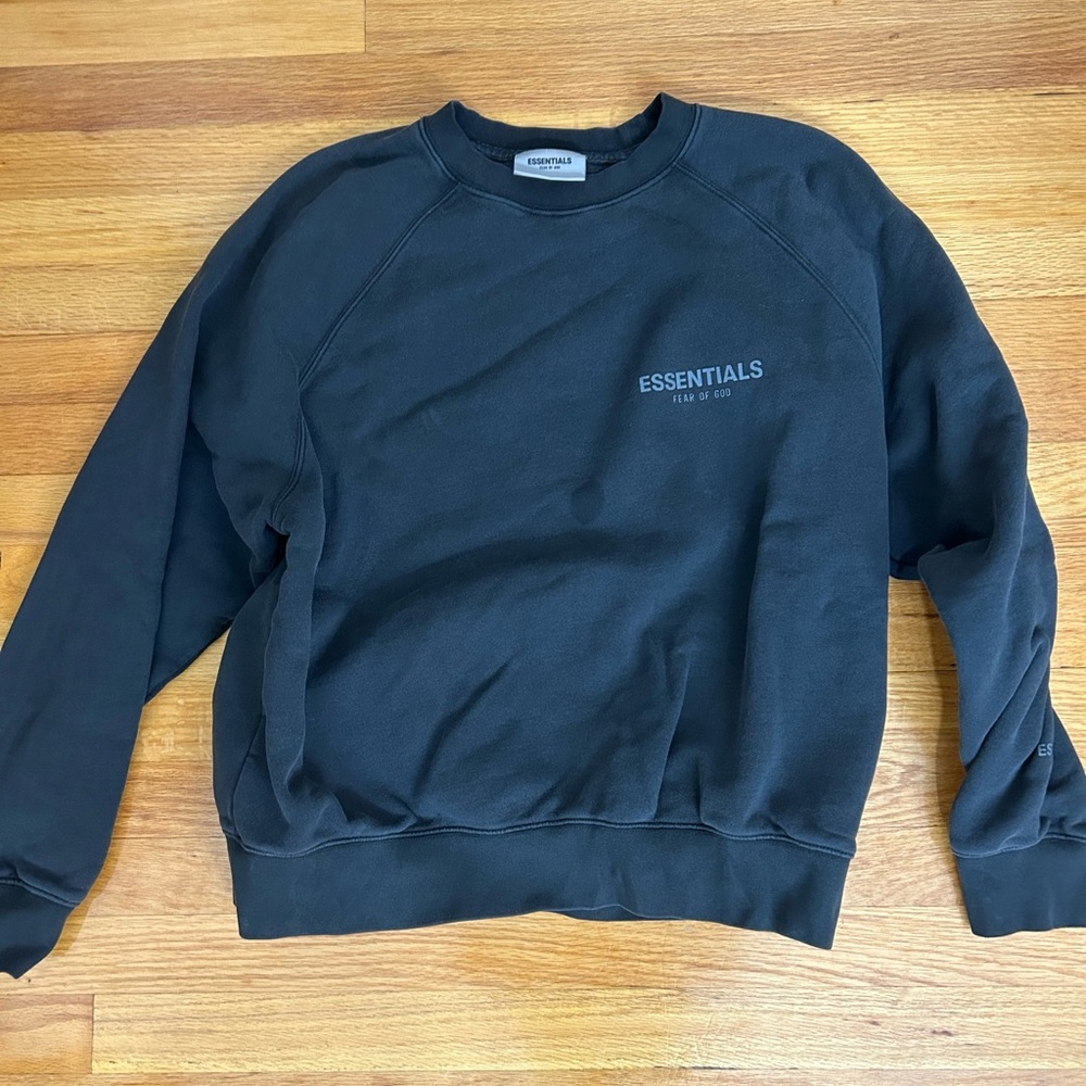 Essential crew neck